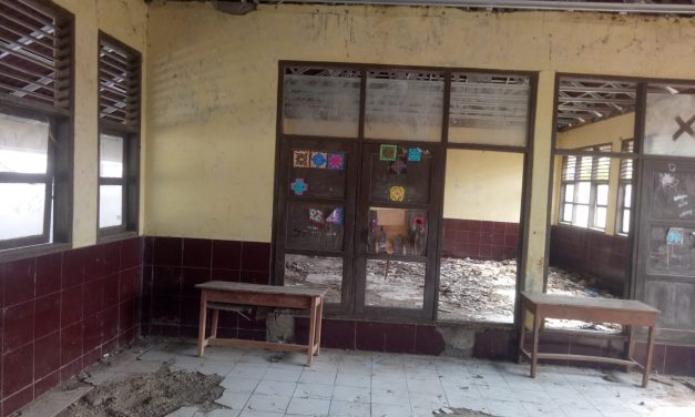 Pertegas Kabupaten Miskin Ekstrem, Ada Belasan Gedung SD di Tirtamulya Yang Nyaris Ambruk