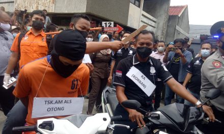 Polisi Gelar Rekontsruksi dan Ungkap Mal Ramayana Karawang Jadi Tempat Transaksi Pembunuhan Bos RM Padang