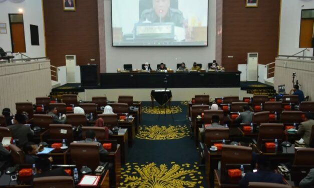DPRD Karawang Gelar Rapur Persetujuan LKPJ Bupati TA 2021