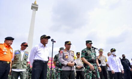 Apel Gelar Pasukan, Kapolri Sigit Sebut 166.322 Personel TNI dan Polri Siap Amankan Nataru